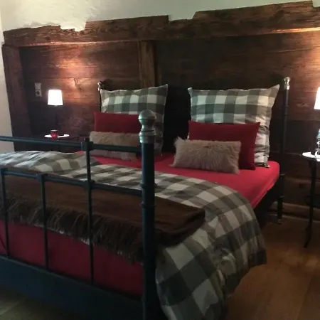 Historisches Schwarzwaldhaus Semesterbostad *